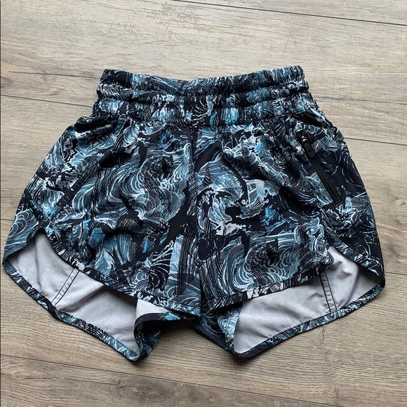 lulu lemon shorts - Picture 1 of 3